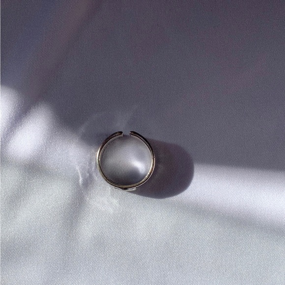 Adjustable Ring - Picture 4 of 4